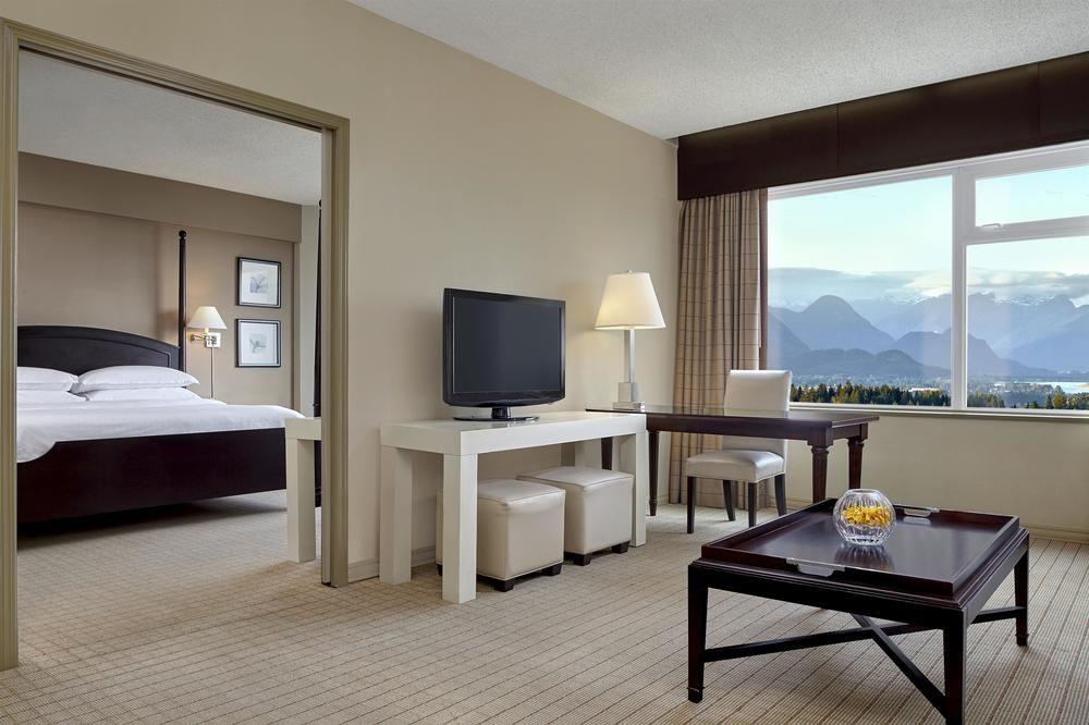 Sheraton Vancouver Guildford Hotel Surrey Dış mekan fotoğraf