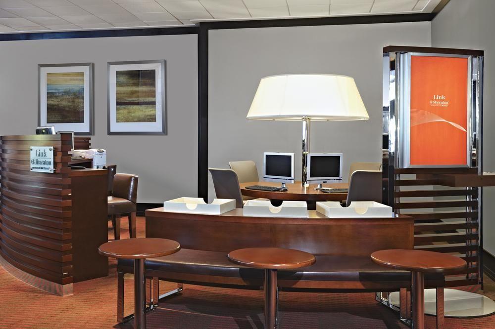 Sheraton Vancouver Guildford Hotel Surrey Dış mekan fotoğraf