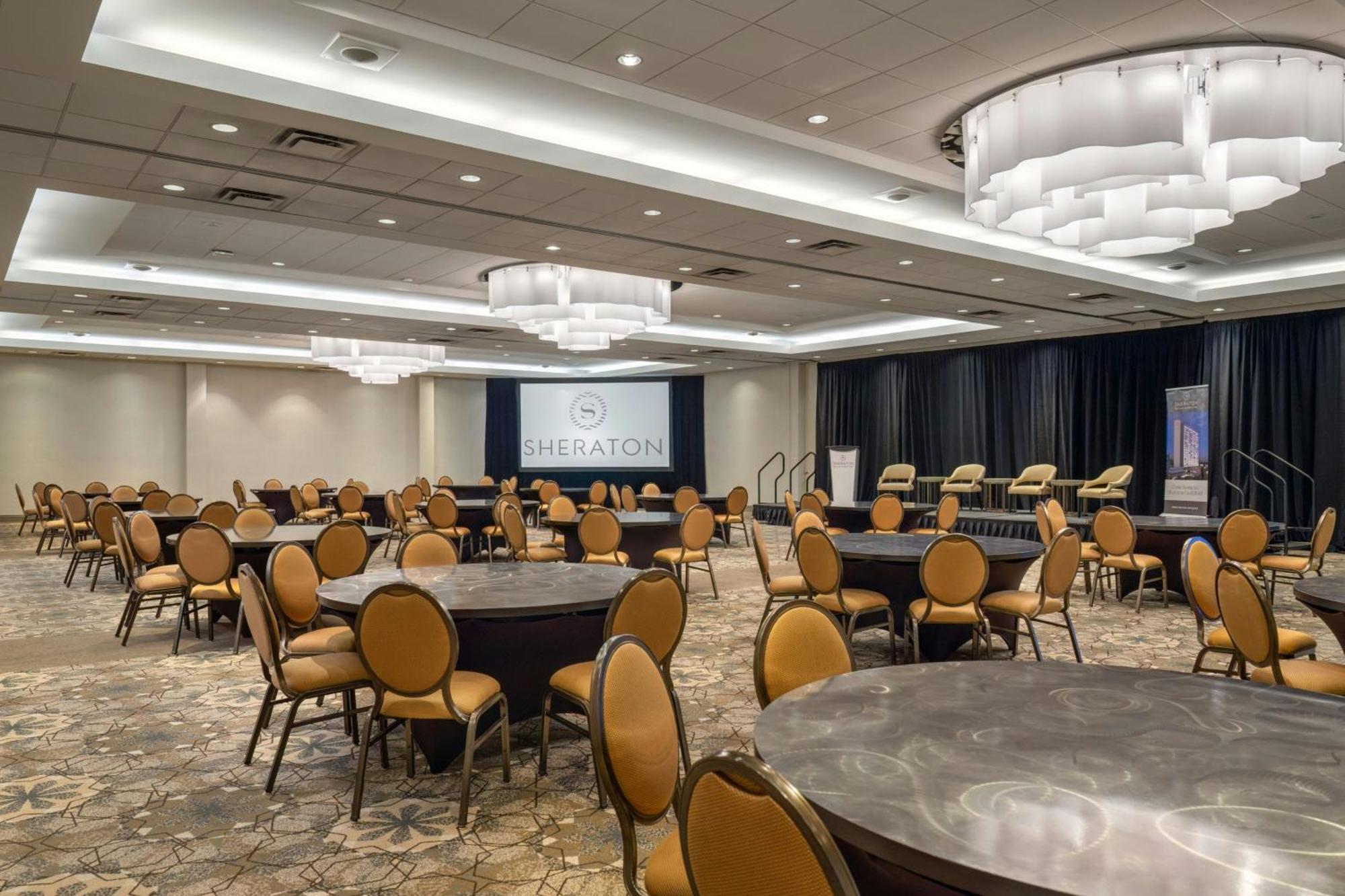 Sheraton Vancouver Guildford Hotel Surrey Dış mekan fotoğraf